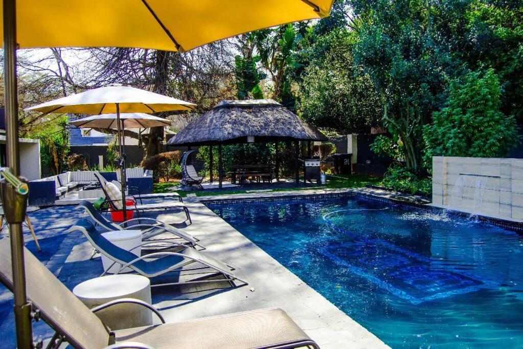 Apartamento Cosy Nest 5 Min2sandton 2 Joanesburgo
